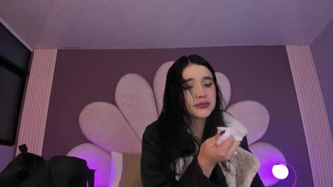 Snapshot of meganr_ chatting on 02-02-26, 11:09 Megan online show from 02-02-26, 11:09