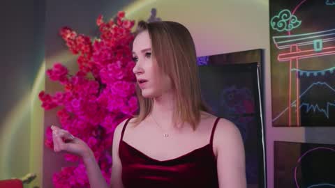 Snapshot of meganrodgers chatting on 02-14-26, 06:04 megan online show from 02-14-26, 06:04