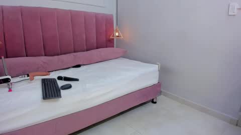 Megan  online show from 02-22-25, 07:47