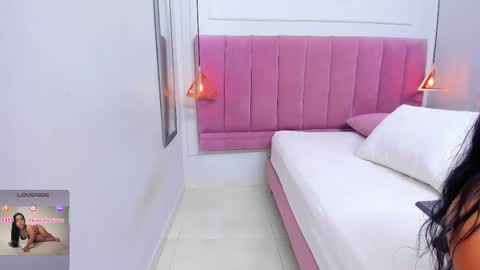 Megan  online show from 01-09-26, 07:48