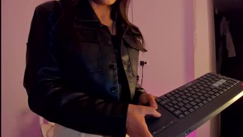 Megan online show from 09-17-25, 03:30