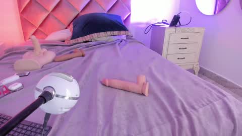 M E G A R A online show from 02-07-25, 07:29