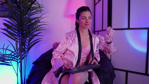 Snapshot of megga_bluee chatting on 07-10-26, 12:26 megga_bluee online show from 07-10-26, 12:26