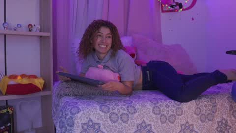 Snapshot of meggan_jade chatting on 01-08-25, 02:14 Meggan online show from 01-08-25, 02:14