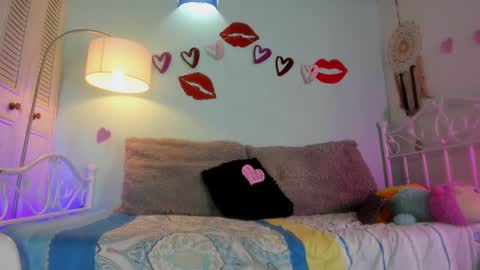 Snapshot of meggan_jade chatting on 02-13-25, 10:54 Meggan online show from 02-13-25, 10:54