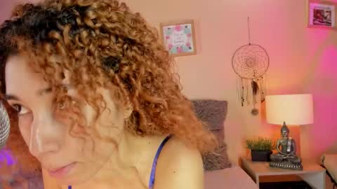 Snapshot of meggan_jade chatting on 09-15-25, 10:54 Meggan online show from 09-15-25, 10:54