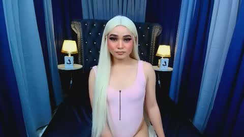 meggan  . maria shantal online show from 03-05-26, 11:39