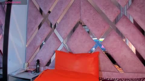 meghanqueen__ online show from 03-05-26, 06:09