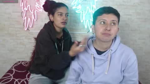 mei and gaby online show from 10-17-25, 03:42