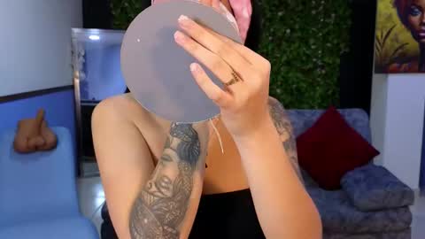 Mei online show from 12-18-25, 11:05