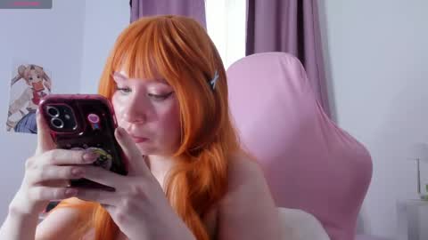 Snapshot of meikitty chatting on 05-11-26, 10:18 Mei online show from 05-11-26, 10:18