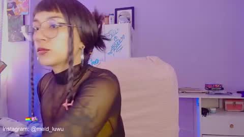 Snapshot of mel_dahlia chatting on 06-25-26, 06:23 Melissa - - Please help me to reach 100 thumbs up online show from 06-25-26, 06:23