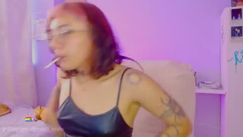 Snapshot of mel_dahlia chatting on 07-07-26, 10:47 Melissa - - Please help me to reach 100 thumbs up online show from 07-07-26, 10:47