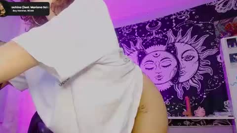 Snapshot of mel_dahlia chatting on 07-14-26, 02:05 Melissa - - Please help me to reach 100 thumbs up online show from 07-14-26, 02:05