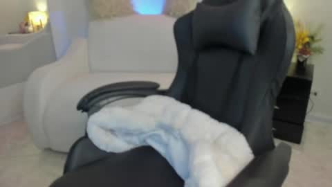 Snapshot of melan_owen chatting on 05-07-26, 11:04 melan_owen online show from 05-07-26, 11:04