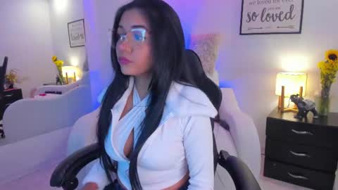 Snapshot of melan_owen chatting on 06-28-26, 11:05 melan_owen online show from 06-28-26, 11:05
