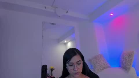 Snapshot of melan_owen chatting on 07-11-26, 02:53 melan_owen online show from 07-11-26, 02:53