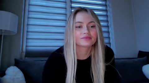 Melania online show from 12-19-24, 01:07