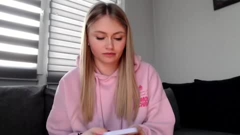 Melania online show from 02-17-25, 03:20