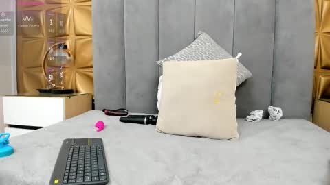 Melani online show from 02-27-26, 02:50