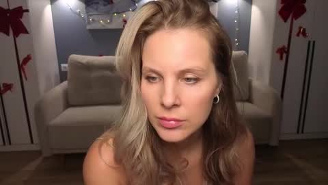 Melanie Bennett online show from 01-05-26, 05:27