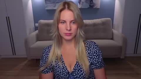 Snapshot of melaniebennett chatting on 08-02-26, 09:19 Melanie Bennett online show from 08-02-26, 09:19