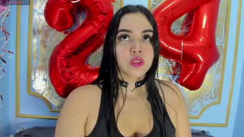 Melaniecooper online show from 02-11-26, 03:33