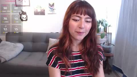 Snapshot of melanies_dream chatting on 02-19-26, 05:31 Princess Consuela Banana Hammock online show from 02-19-26, 05:31