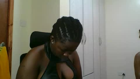 melanin_juicey8 online show from 04-16-26, 10:12