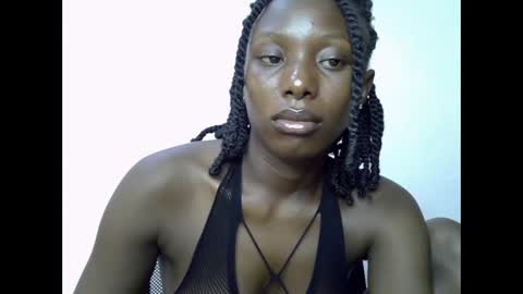Snapshot of melanine_floral chatting on 01-22-25, 09:35 Praiz online show from 01-22-25, 09:35