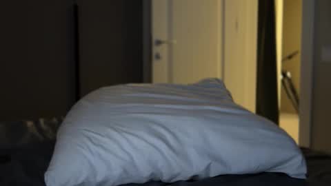 Adel online show from 10-02-25, 02:57