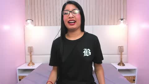 Snapshot of melanywayne_ chatting on 04-30-26, 05:52 Melany online show from 04-30-26, 05:52