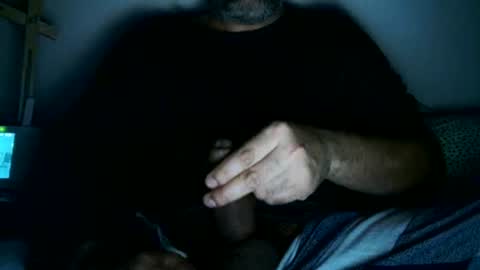 Snapshot of melb887 chatting on 06-21-26, 05:37 melb887 online show from 06-21-26, 05:37
