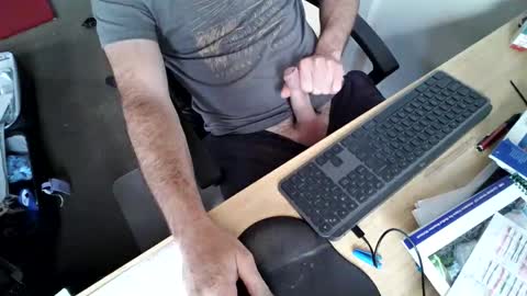 melbguy_075 online show from 03-17-26, 11:08