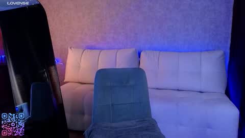 Snapshot of melee_eva chatting on 03-02-26, 07:37 Melee Eva - Thumbs Up please online show from 03-02-26, 07:37