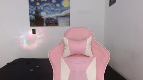 Mel  online show from 10-22-25, 12:11