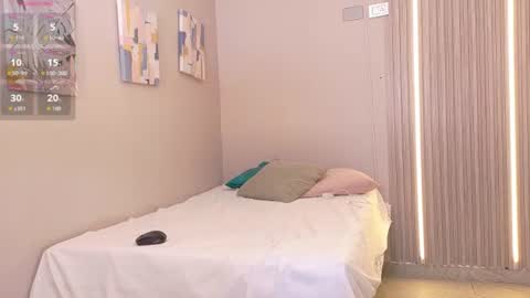 Snapshot of meli_peach chatting on 07-02-26, 06:58 meli_peach online show from 07-02-26, 06:58