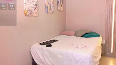 Snapshot of meli_peach chatting on 07-09-26, 03:05 meli_peach online show from 07-09-26, 03:05