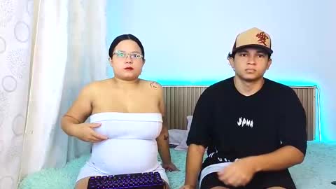 Meli And Sebas online show from 11-22-25, 07:13