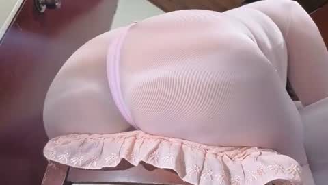 Snapshot of melihotxxx chatting on 07-18-26, 03:44 melihotxxx online show from 07-18-26, 03:44