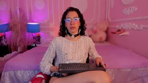 Snapshot of meliissasweet chatting on 06-02-26, 11:45 Meli online show from 06-02-26, 11:45