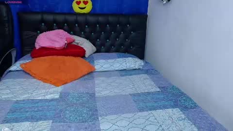 Snapshot of melika_sweet chatting on 05-11-26, 04:37 eli online show from 05-11-26, 04:37