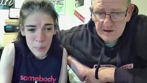 Snapshot of melinahviking chatting on 11-12-25, 04:02 Melinah Viking online show from 11-12-25, 04:02