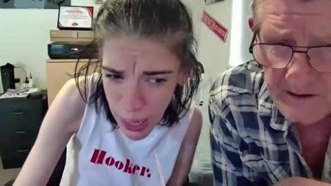 Snapshot of melinahviking chatting on 11-14-25, 05:28 Melinah Viking online show from 11-14-25, 05:28