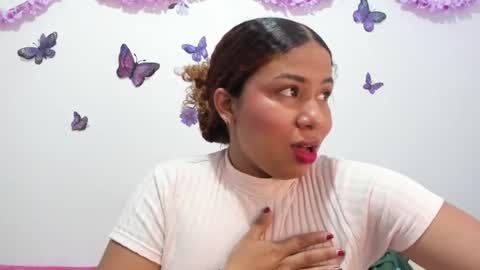 Snapshot of melinamartins chatting on 07-14-26, 02:05 M E L I N A online show from 07-14-26, 02:05