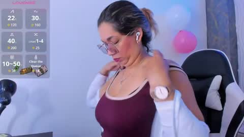 Melisa online show from 04-10-26, 01:27