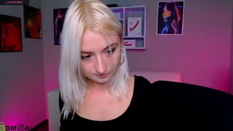 Melisa online show from 10-19-25, 07:14