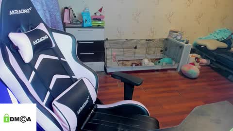 melisanilson online show from 02-08-26, 04:49