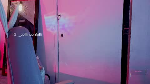 Snapshot of melissa_adamsxxx chatting on 06-19-26, 11:36 Lissa online show from 06-19-26, 11:36