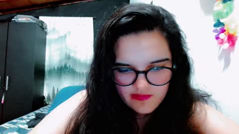 Snapshot of melissa_and_dany chatting on 02-16-25, 02:31 Melissas Corner online show from 02-16-25, 02:31